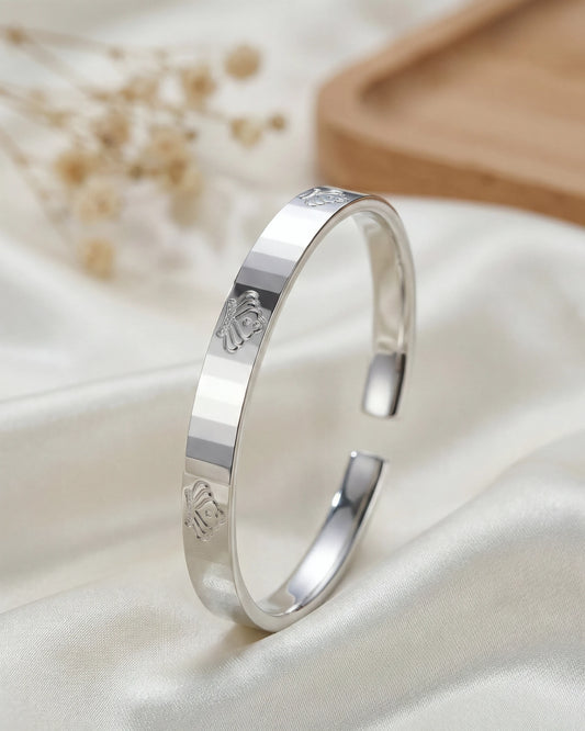 Regal Crown Bangle