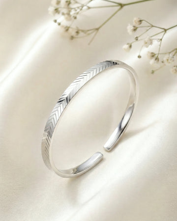 Chevron Detail Bangle