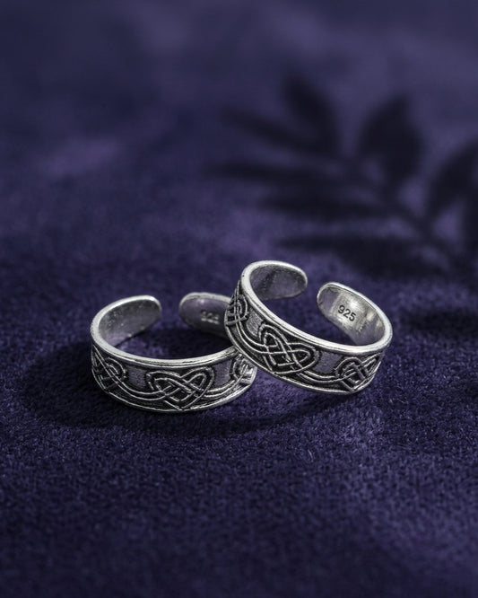 Intertwined Heart Toe Rings