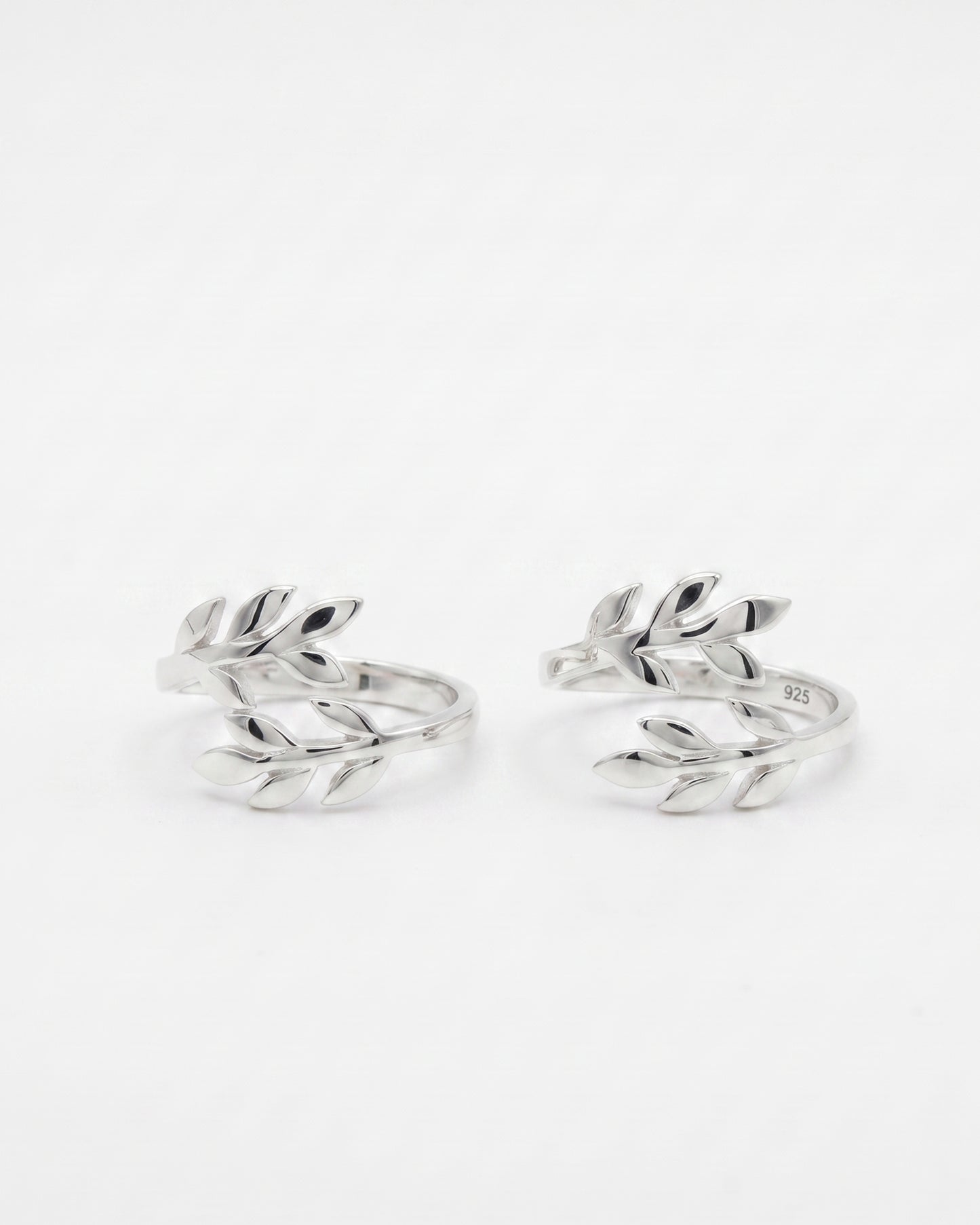 Laurel Leaf Bypass Toe Rings