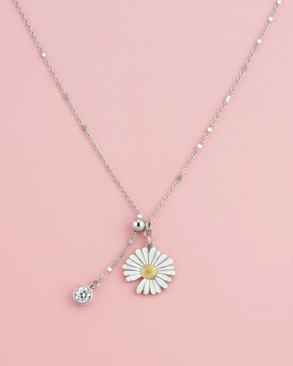 Blooming Daisy Lariat Pendant